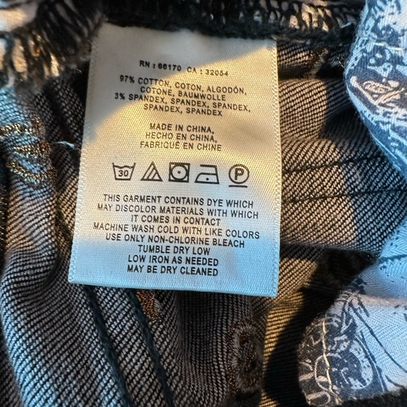 Pilcro Black Gold Flower Embroidered Slim Straight Pants Size 32 - Picture 9 of 9